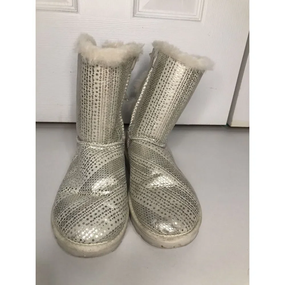 UGG Limited Edition Bailey Bow Boots Silver With Crystal Like‎ Gems Women's Sz 5